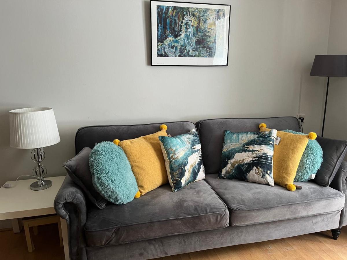 1 Bedroom Garden Flat Zone 2 런던 외부 사진